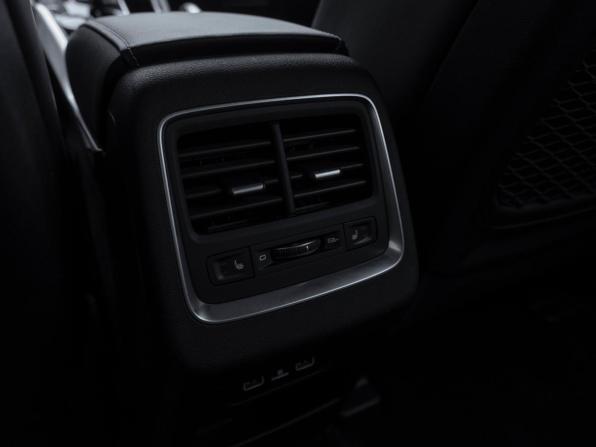 Geely Atlas Pro с пробегом 2023 года, цена 2 080 000 рублей, 33702 км, внедорожник, Автокод Объявления