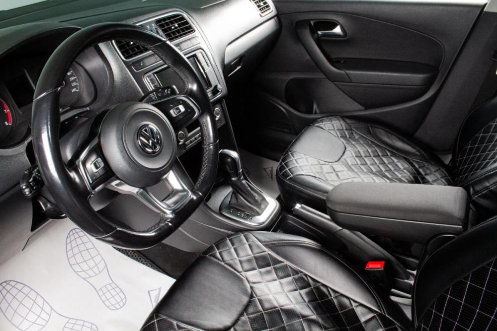 Volkswagen Polo V Рестайлинг Сургут  - изображение 9