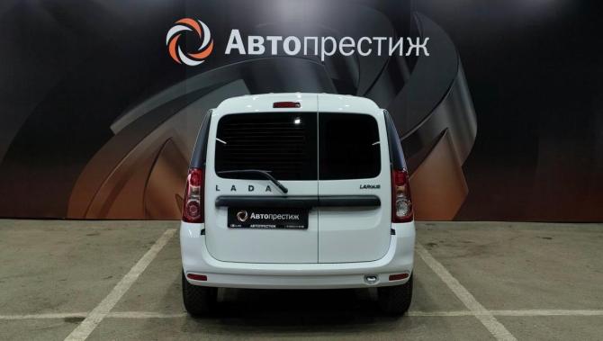 Lada (ВАЗ) Largus I Рестайлинг с пробегом 2024 года, цена 1 520 000 рублей, 10035 км, универсал, Автокод Объявления