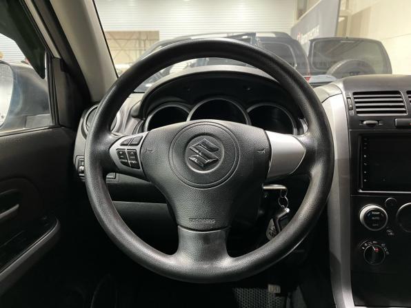 Suzuki Grand Vitara II Рестайлинг с пробегом 2010 года, цена 1 075 000 рублей, 125000 км, внедорожник, Автокод Объявления