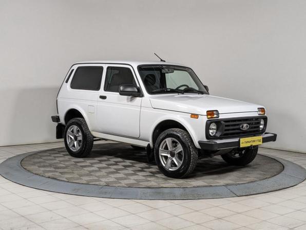 Lada (ВАЗ) Niva Legend с пробегом 2023 года, цена 999 500 рублей, 15000 км, внедорожник, Автокод Объявления