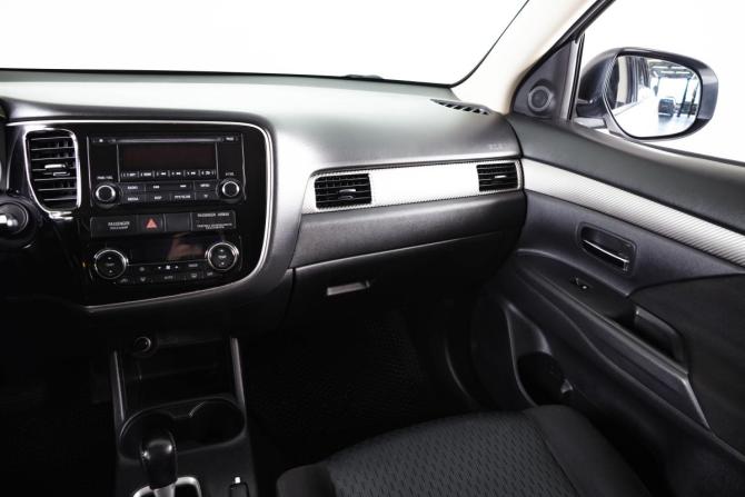 Mitsubishi Outlander III Рестайлинг 2 с пробегом 2015 года, цена 1 759 000 рублей, 153088 км, внедорожник, Автокод Объявления