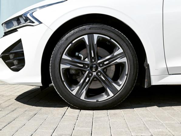 Kia K5 III с пробегом 2021 года, цена 2 789 000 рублей, 95000 км, седан, Автокод Объявления