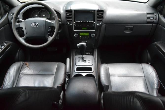 Kia Sorento I Рестайлинг с пробегом 2007 года, цена 650 000 рублей, 303028 км, внедорожник, Автокод Объявления