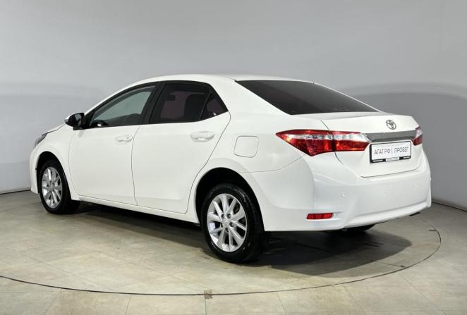 Toyota Corolla XI (E160 E170 E180) с пробегом 2014 года, цена 1 399 000 рублей, 178034 км, седан, Автокод Объявления