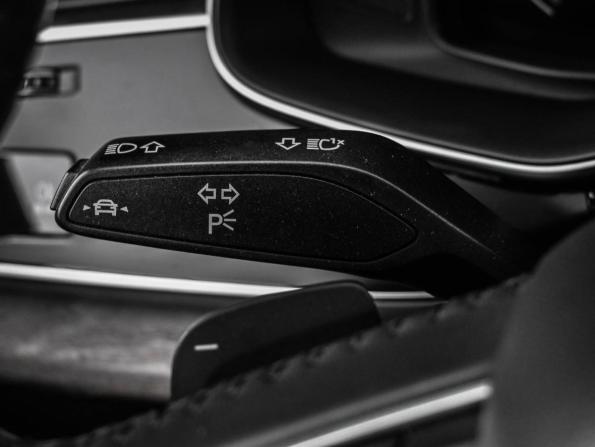 Audi Q8 I (4M) с пробегом 2019 года, цена 5 249 000 рублей, 183179 км, внедорожник, Автокод Объявления