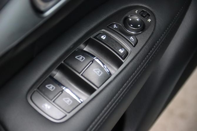 Infiniti M IV с пробегом 2013 года, цена 1 895 950 рублей, 92896 км, седан, Автокод Объявления