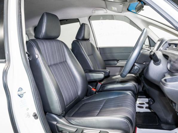 Honda Freed II с пробегом 2017 года, цена 1 570 000 рублей, 101114 км, компактвэн, Автокод Объявления
