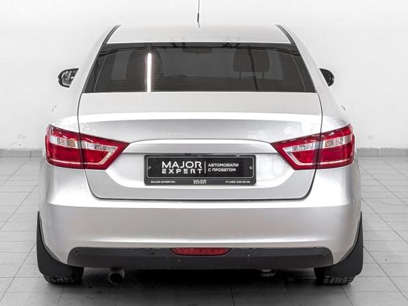 Lada (ВАЗ) Vesta I с пробегом 2019 года, цена 830 000 рублей, 120450 км, седан, Автокод Объявления