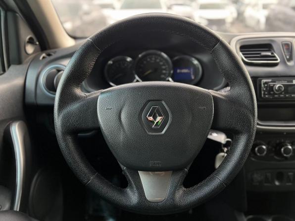 Renault Logan II с пробегом 2016 года, цена 460 999 рублей, 311202 км, седан, Автокод Объявления