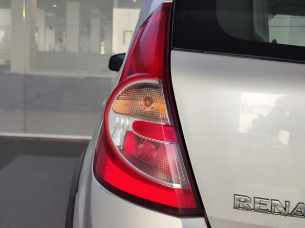 Renault Sandero I с пробегом 2013 года, цена 780 000 рублей, 124744 км, хэтчбек, Автокод Объявления