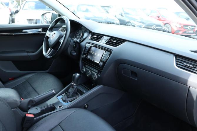 Skoda Octavia III (A7) с пробегом 2016 года, цена 1 644 000 рублей, 97929 км, лифтбек, Автокод Объявления