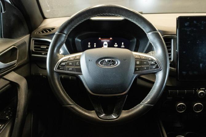 Lada (ВАЗ) Vesta I Рестайлинг (NG) с пробегом 2023 года, цена 1 409 000 рублей, 27968 км, седан, Автокод Объявления
