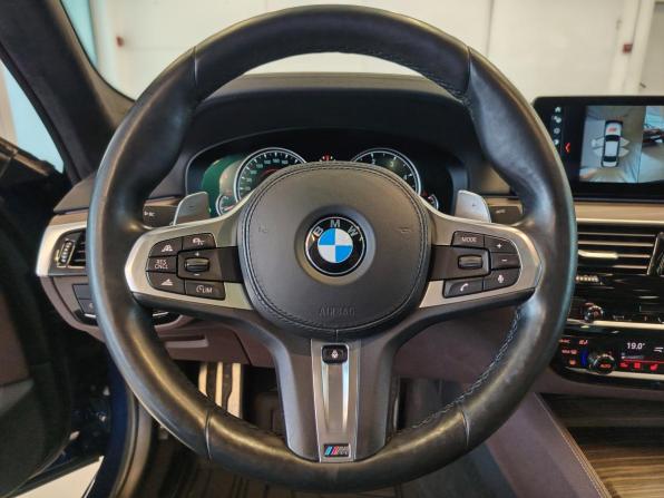 BMW 5 серии VII (G30/G31/G38) с пробегом 2018 года, цена 4 457 000 рублей, 131256 км, седан, Автокод Объявления