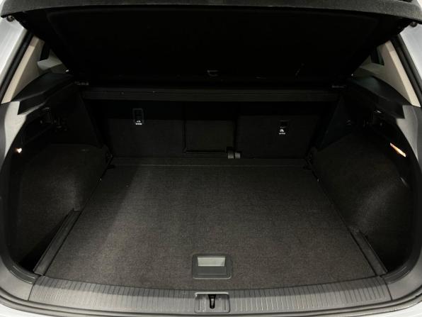 Volkswagen Tiguan II с пробегом 2018 года, цена 1 880 000 рублей, 98836 км, внедорожник, Автокод Объявления