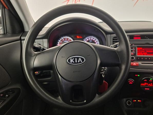 Kia Rio II Рестайлинг с пробегом 2011 года, цена 570 000 рублей, 189714 км, хэтчбек, Автокод Объявления