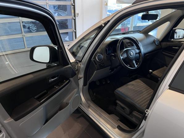 Suzuki SX4 I (Classic) Рестайлинг с пробегом 2012 года, цена 737 800 рублей, 173483 км, хэтчбек, Автокод Объявления