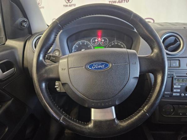 Ford Fusion I Рестайлинг с пробегом 2007 года, цена 355 000 рублей, 165000 км, хэтчбек, Автокод Объявления