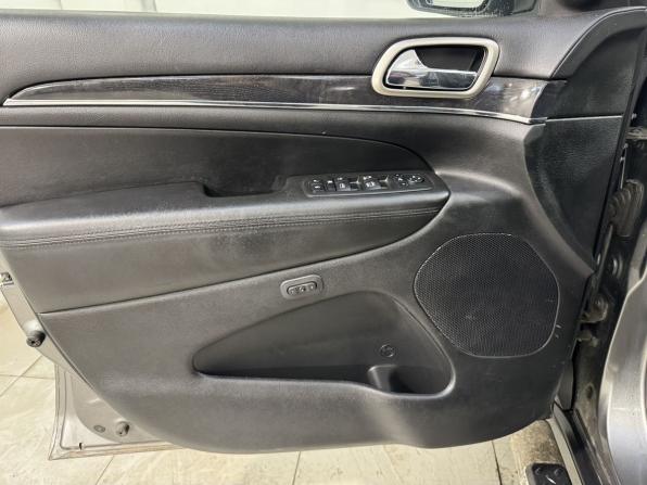 Jeep Grand Cherokee IV (WK2) с пробегом 2011 года, цена 1 599 800 рублей, 219000 км, внедорожник, Автокод Объявления