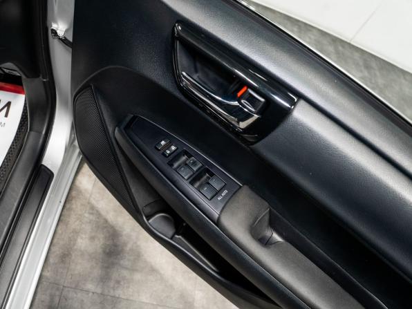 Toyota Corolla XI (E160 E170) Рестайлинг 2 с пробегом 2017 года, цена 1 360 000 рублей, 116400 км, универсал, Автокод Объявления