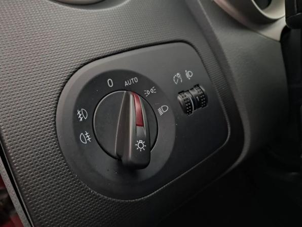 SEAT Ibiza IV с пробегом 2012 года, цена 490 000 рублей, 209781 км, хэтчбек, Автокод Объявления