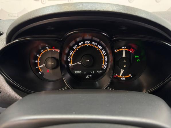 Lada (ВАЗ) Vesta I с пробегом 2019 года, цена 920 000 рублей, 98095 км, седан, Автокод Объявления