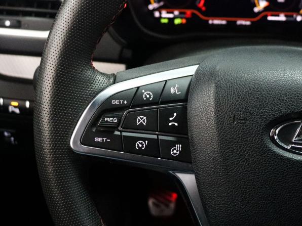 Lada (ВАЗ) Vesta I Рестайлинг (NG) с пробегом 2024 года, цена 1 729 000 рублей, 27000 км, седан, Автокод Объявления