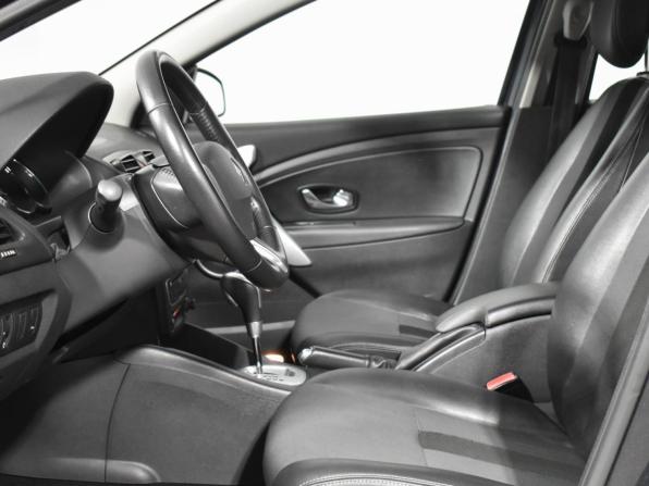 Renault Fluence I с пробегом 2010 года, цена 563 000 рублей, 194649 км, седан, Автокод Объявления