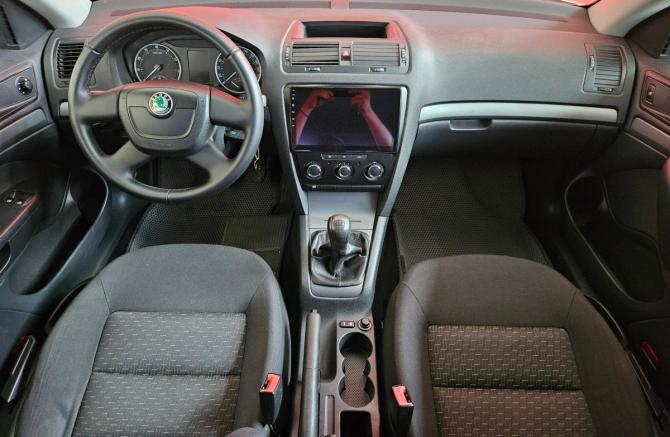 Skoda Octavia II (A5) Рестайлинг с пробегом 2012 года, цена 850 000 рублей, 155514 км, лифтбек, Автокод Объявления