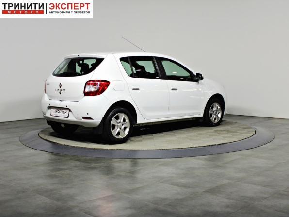 Renault Sandero II с пробегом 2015 года, цена 737 000 рублей, 169828 км, хэтчбек, Автокод Объявления