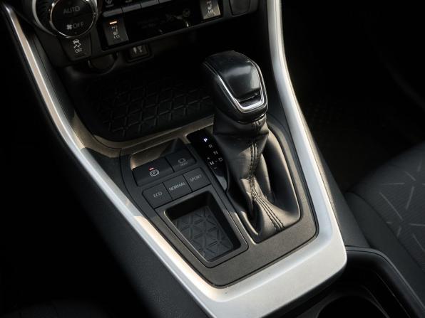 Toyota RAV4 V (XA50) с пробегом 2020 года, цена 2 774 000 рублей, 135568 км, внедорожник, Автокод Объявления