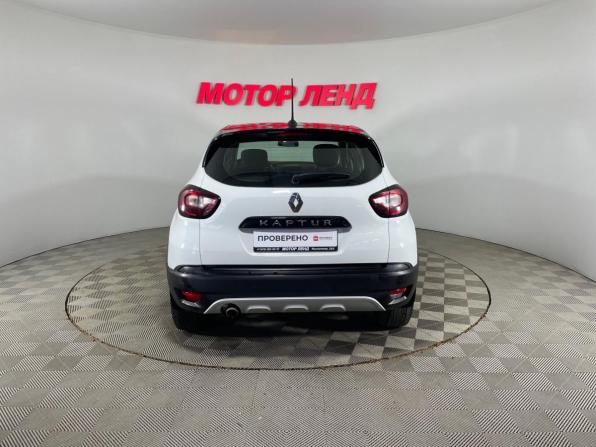 Renault Kaptur I Рестайлинг с пробегом 2021 года, цена 1 574 000 рублей, 113308 км, внедорожник, Автокод Объявления