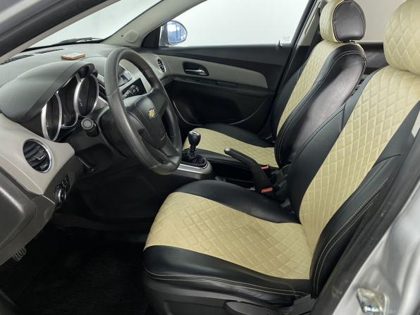 Chevrolet Cruze I Рестайлинг с пробегом 2013 года, цена 740 000 рублей, 376684 км, хэтчбек, Автокод Объявления