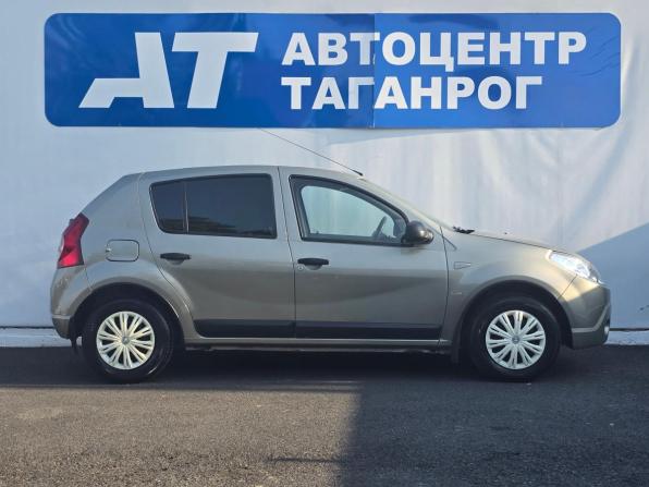 Renault Sandero I с пробегом 2011 года, цена 599 000 рублей, 138000 км, хэтчбек, Автокод Объявления