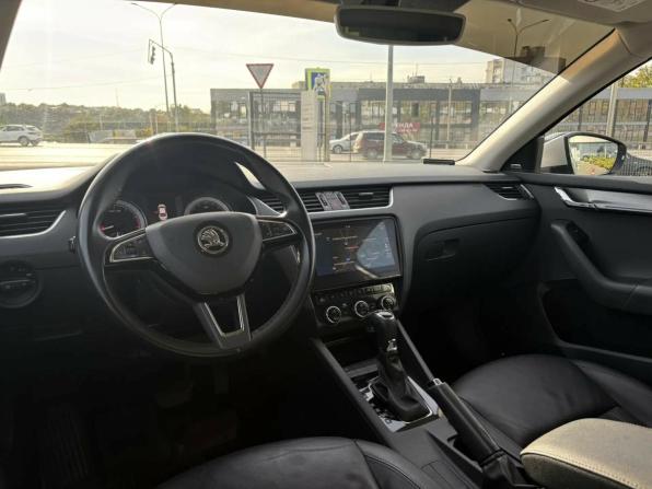 Skoda Octavia III (A7) Рестайлинг с пробегом 2018 года, цена 1 990 000 рублей, 148151 км, лифтбек, Автокод Объявления