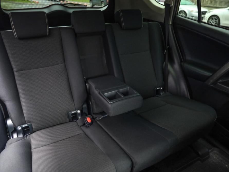 Toyota RAV4 IV (XA40) Рестайлинг Санкт-Петербург  - изображение 26