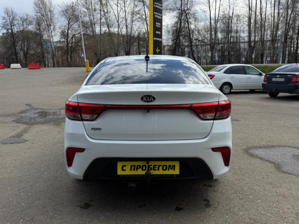 Kia Rio IV с пробегом 2017 года, цена 1 019 000 рублей, 157211 км, седан, Автокод Объявления