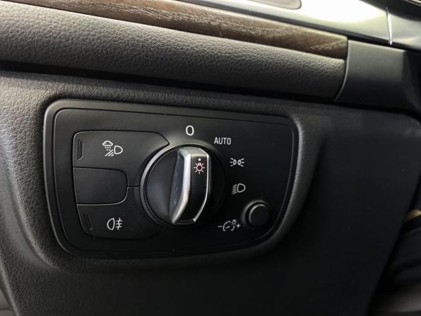 Audi A6 IV (C7) Рестайлинг с пробегом 2015 года, цена 2 499 900 рублей, 183600 км, седан, Автокод Объявления