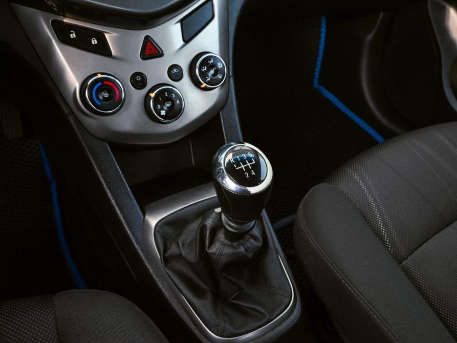 Chevrolet Aveo II Екатеринбург  - изображение 10