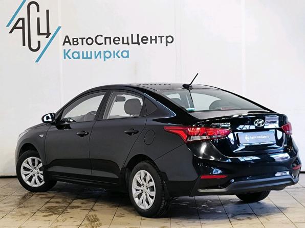 Hyundai Solaris II с пробегом 2017 года, цена 1 189 000 рублей, 59677 км, седан, Автокод Объявления