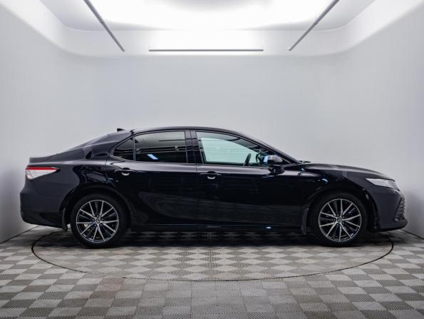 Toyota Camry VIII (XV70) Рестайлинг с пробегом 2021 года, цена 3 045 000 рублей, 135027 км, седан, Автокод Объявления