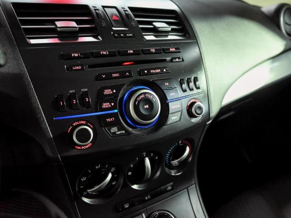 Mazda 3 II (BL) Рестайлинг с пробегом 2012 года, цена 1 050 000 рублей, 117029 км, хэтчбек, Автокод Объявления