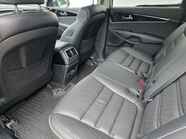 Kia Sorento III Prime Рестайлинг с пробегом 2019 года, цена 3 100 000 рублей, 107248 км, внедорожник, Автокод Объявления