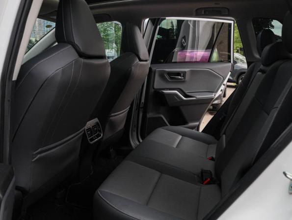 Toyota RAV4 VI (XA60) с пробегом 2026 года, цена 3 770 000 рублей, 2861 км, внедорожник, Автокод Объявления