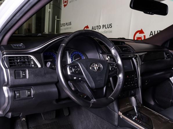 Toyota Camry VII (XV50) Рестайлинг с пробегом 2015 года, цена 1 750 000 рублей, 196000 км, седан, Автокод Объявления