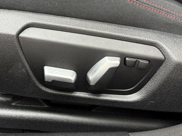 BMW 1 серии II (F20/F21) Рестайлинг с пробегом 2015 года, цена 1 340 000 рублей, 75208 км, хэтчбек, Автокод Объявления