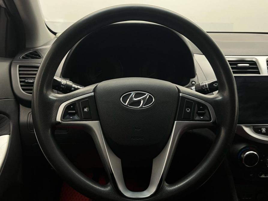 Hyundai Solaris I Мурманск  - изображение 22