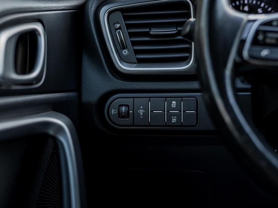 Kia Ceed III Санкт-Петербург  - изображение 12