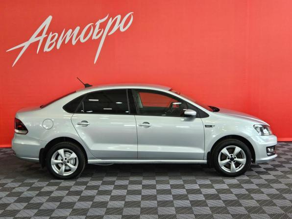 Volkswagen Polo V Рестайлинг с пробегом 2019 года, цена 1 265 000 рублей, 62200 км, седан, Автокод Объявления