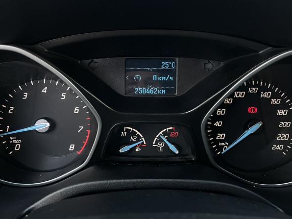 Ford Focus III с пробегом 2013 года, цена 720 000 рублей, 250462 км, универсал, Автокод Объявления